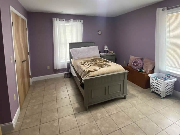 Image of bedroom.